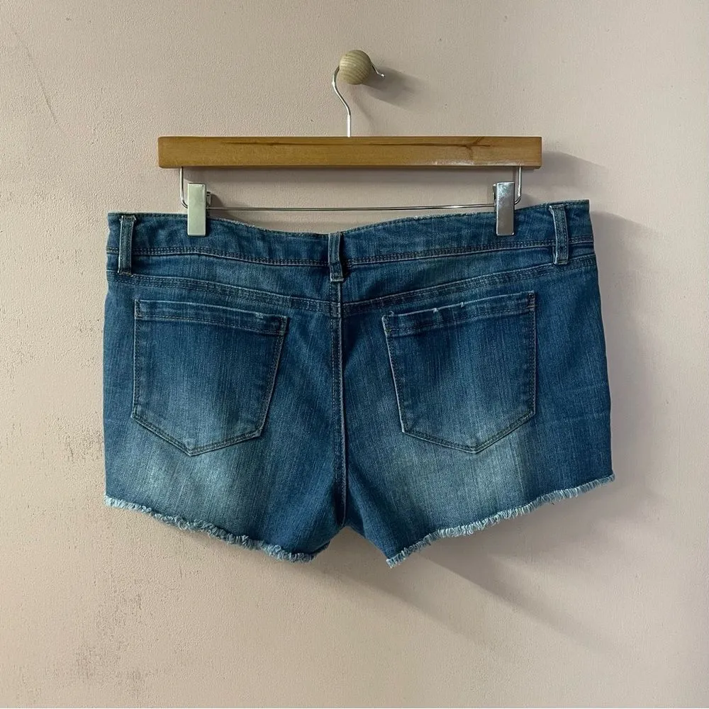 Charlotte Russe Refuge Dark Medium Wash Low Rise Cut-Off Denim Shorts GUC Sz 12 - Image 2