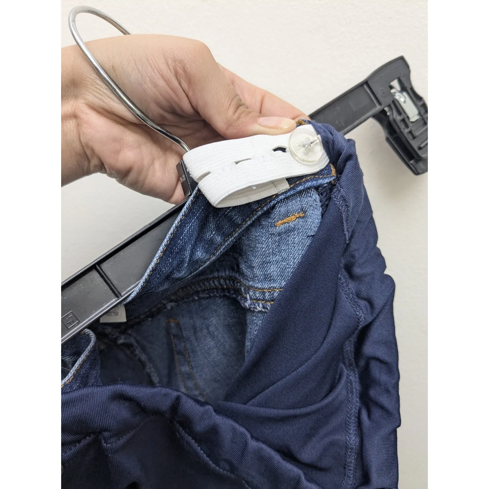 Old Navy Maternity Jeans Boot Cut Adjustable Belly Panel Stretch Denim Size S - Image 9