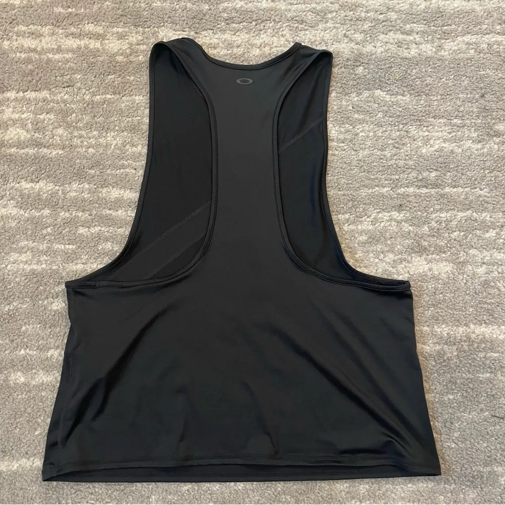 Oakley Performance Hudrolux Muscle Tank - Image 4