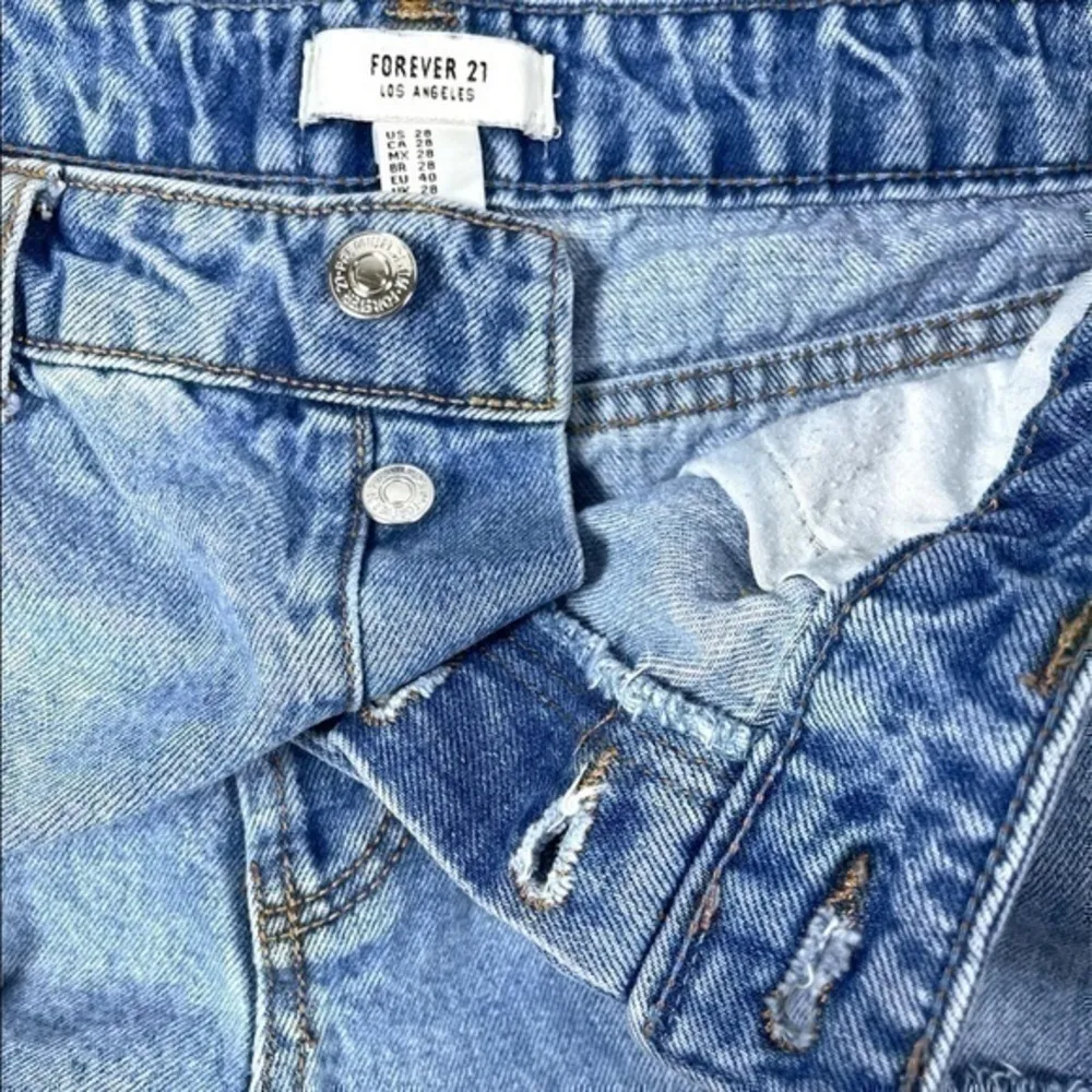 Forever 21 jean shorts - Image 3