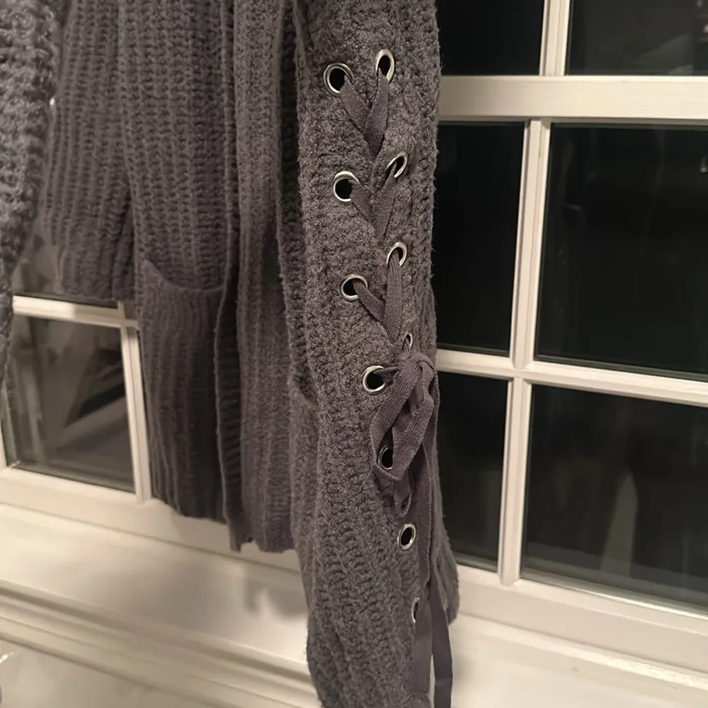 The Kooples Sport gray cardigan thick knit corset tied on each side Large nwot - Image 3