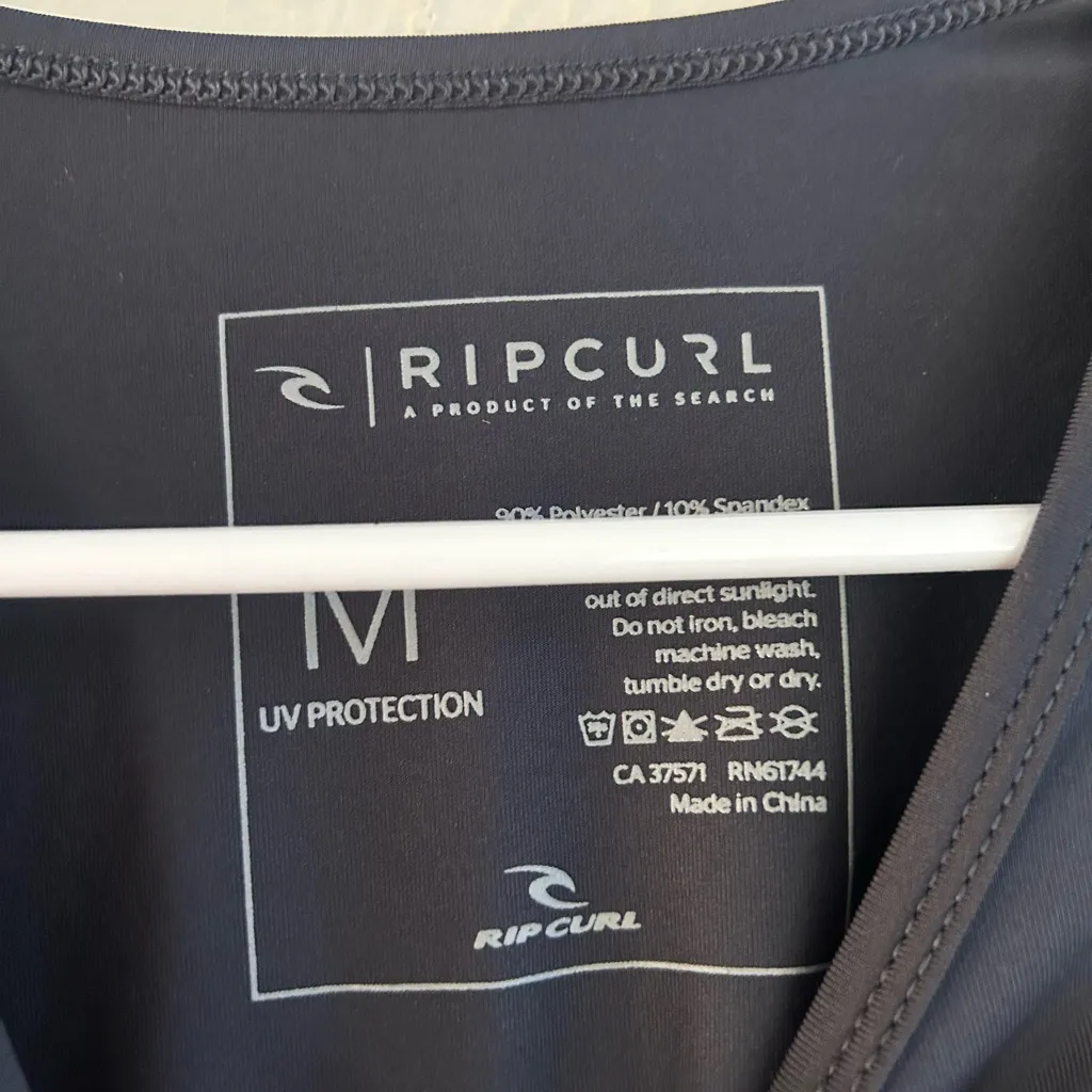 Rip CURL Women's UV Protection Long Sleeve Surf Rash Guard Wet Suit Top M - Image 7