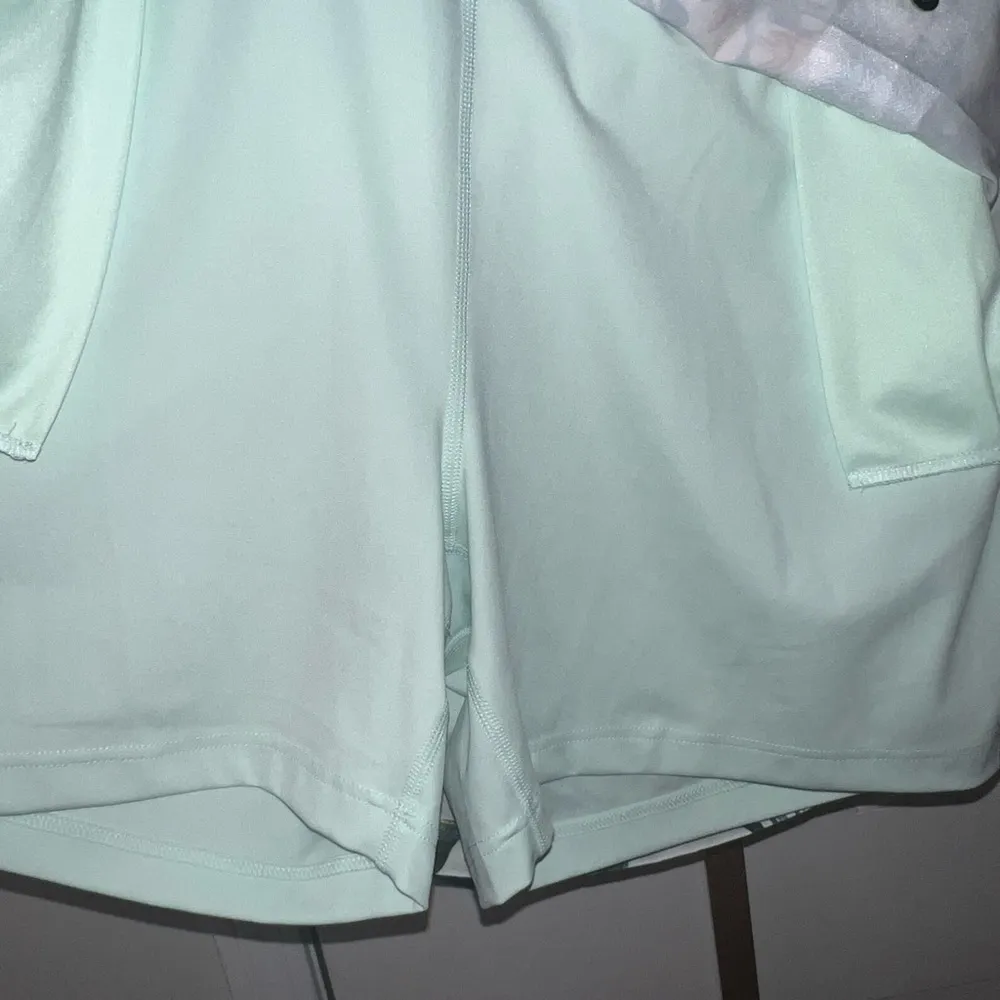 Lady Hagen Floral Skort 16” Palm Overlap Skort Size 14 NWT - Image 10