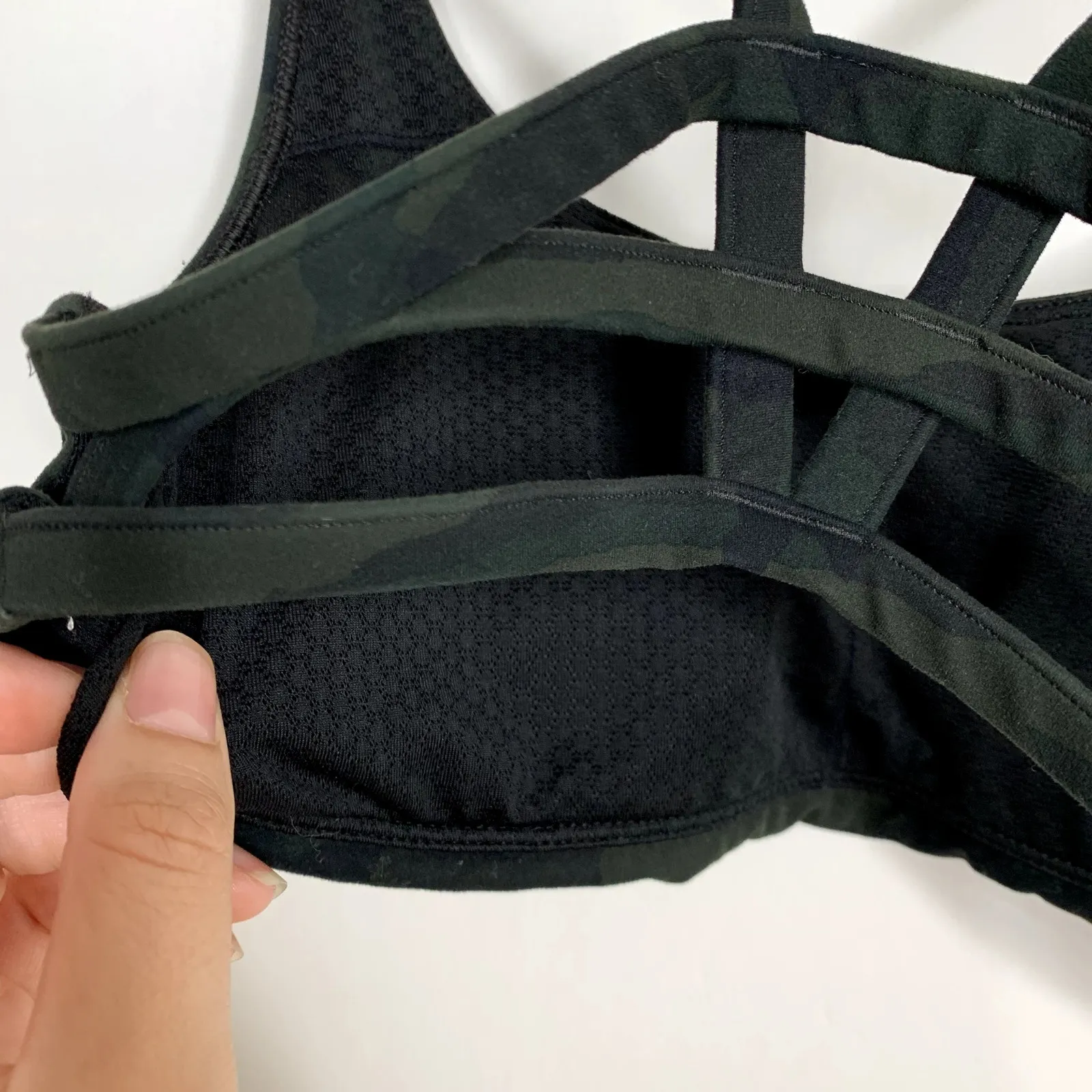 Vuori Yosemite Sports Bra Camo Green Womens Small - Image 7