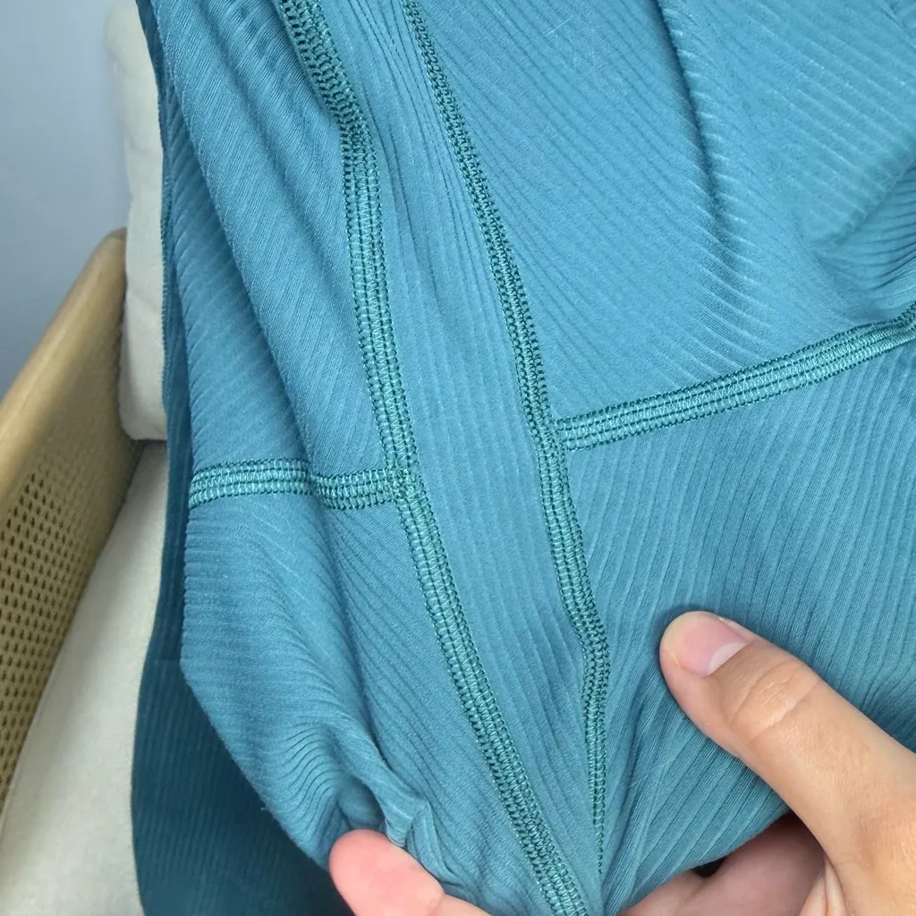 Lululemon Align Ribbed High-Rise Crop 23" Size 8 - Image 8