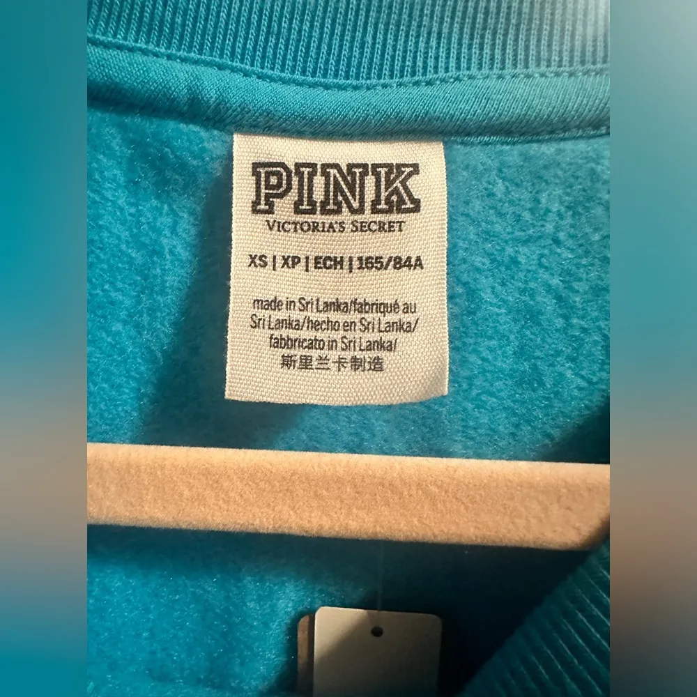NWT Victoria’s Secret PINK Turquoise Crewneck Sweatshirt Size XS - Image 3