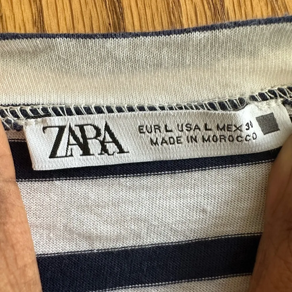 ZARA Black And White Striped Tie hem Crop Shirt Size Large - Image 4