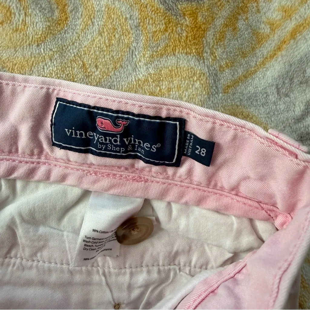Vineyard vines herringbone everyday shorts 8” size 28 - Image 2