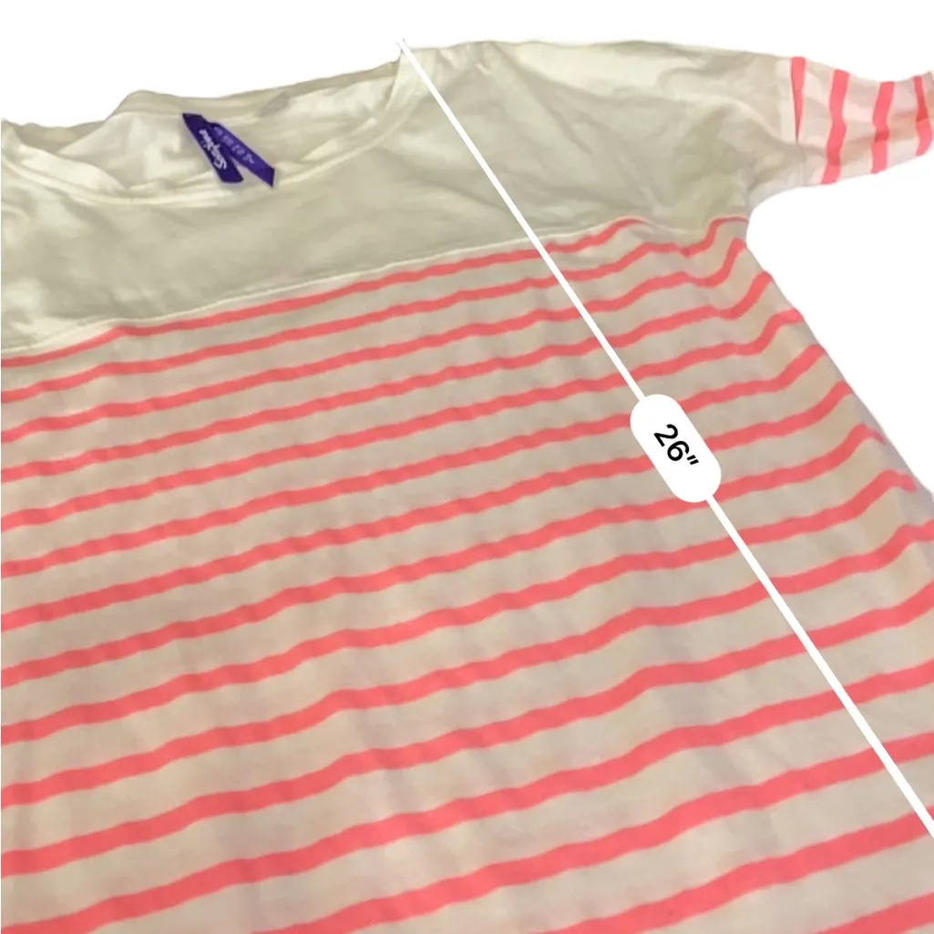 SERAPHINE MATERNITY Striped Top with snap accent Size 6 White - Image 7