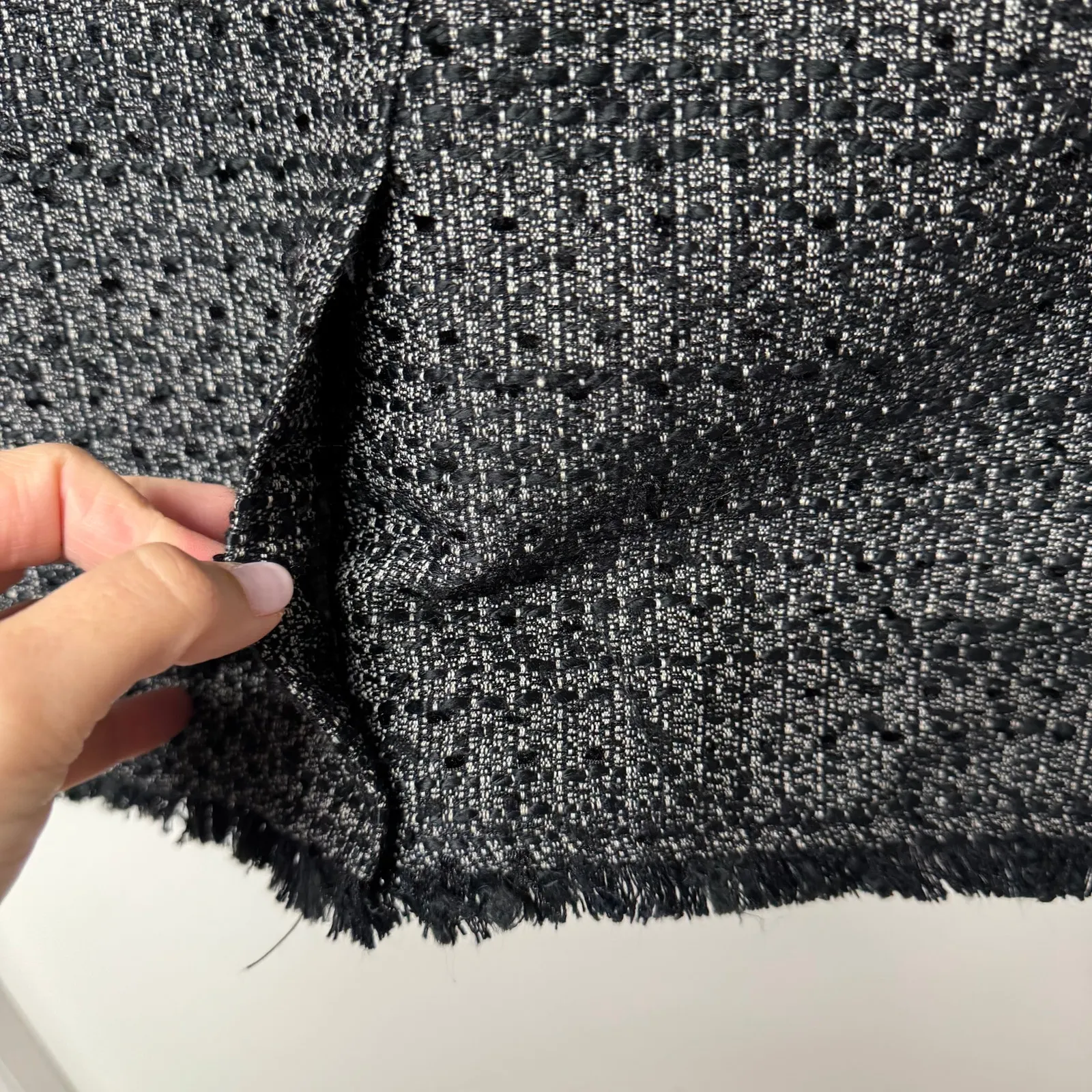 Cupcakes & Cashmere Gregory Tweed Fringe Open Front Blazer Size Medium Black - Image 8