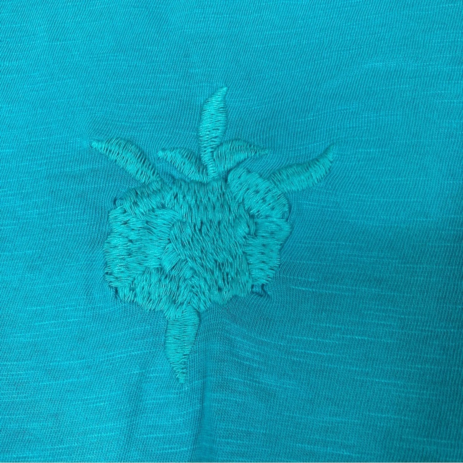 Soft Surroundings Teal Embroidered Floral Paisley Half Sleeve V-Neck Tee Shirt S - Image 7