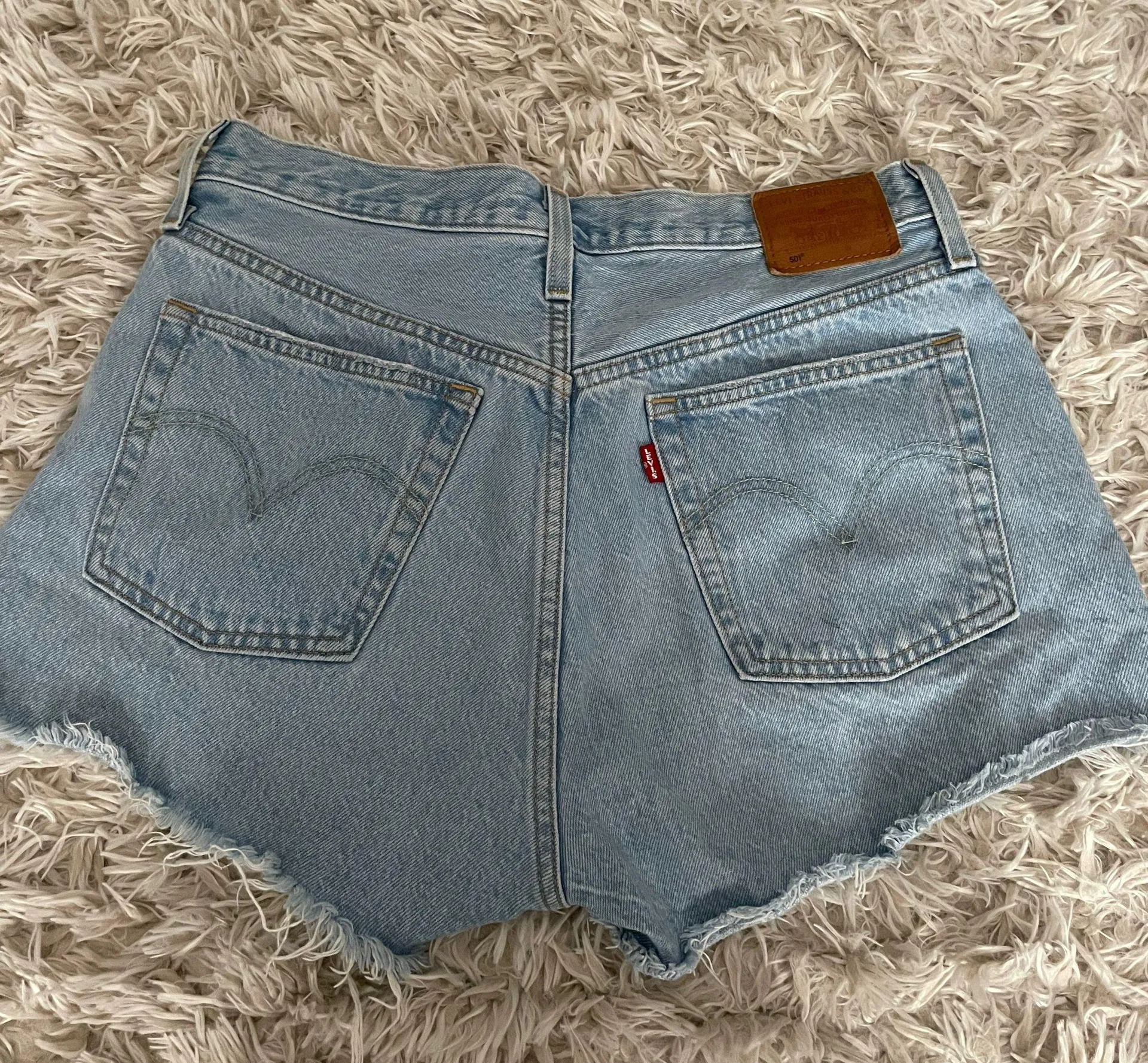 Levi’s 501 Light Wash Shorts - Image 2
