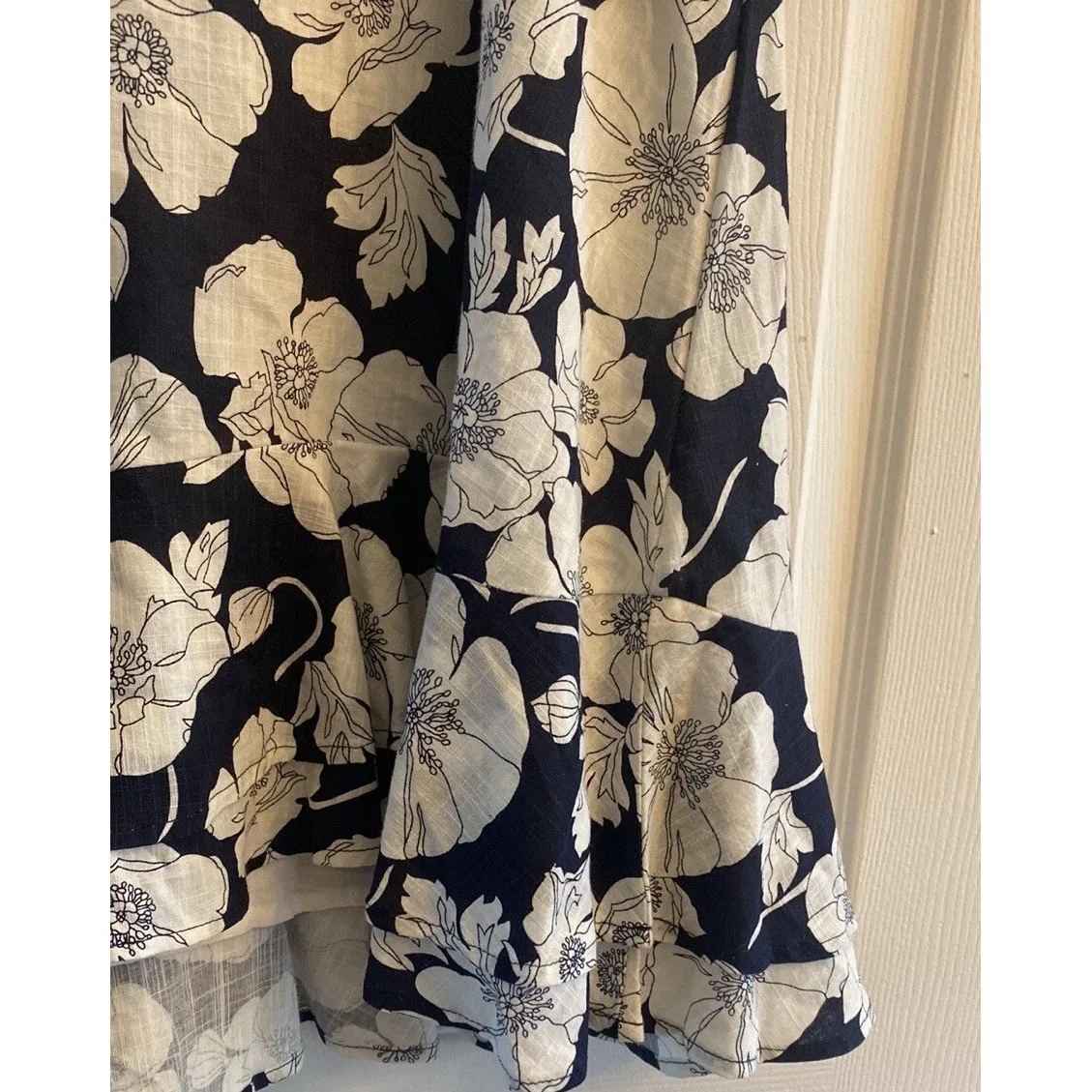 Linen Luxe‎ Womens 12 Navy Floral Mini Dress Ruffle Sleeve Cottagecore - Image 3