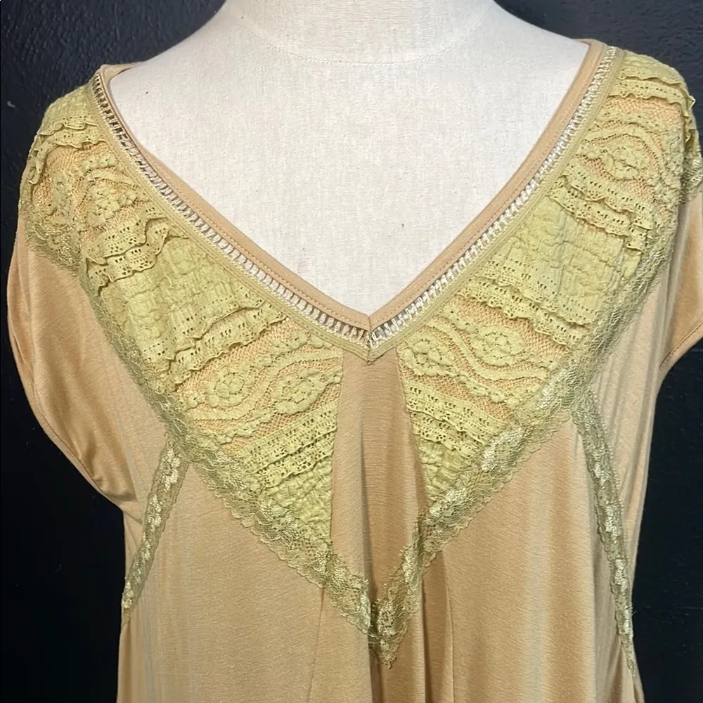 Ungee Elegant Lace Trim Tan Top - Image 2
