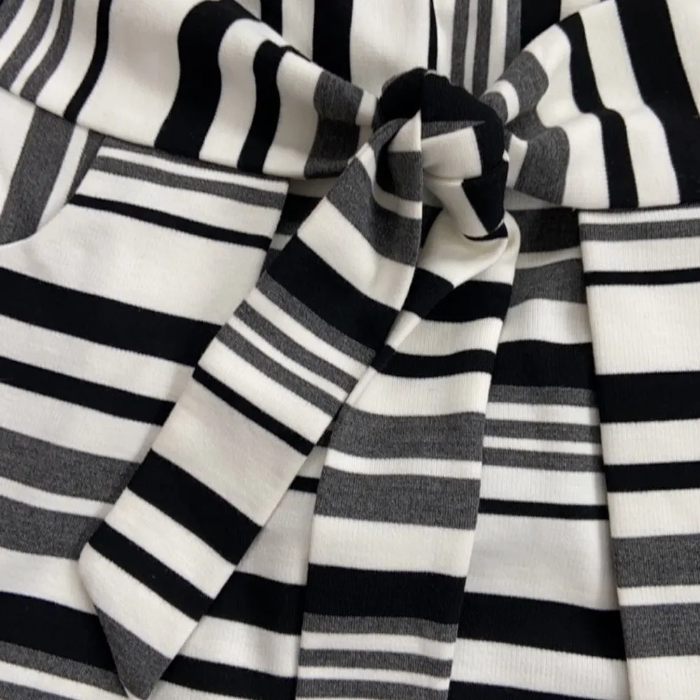 Like new Cabi skirt - Image 2