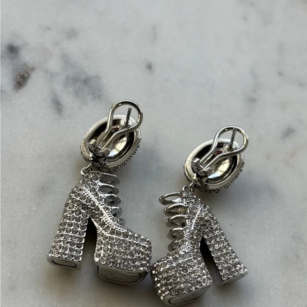 NWOT Marc Jacob’s Elegant Silver Shoe Earrings - Image 13
