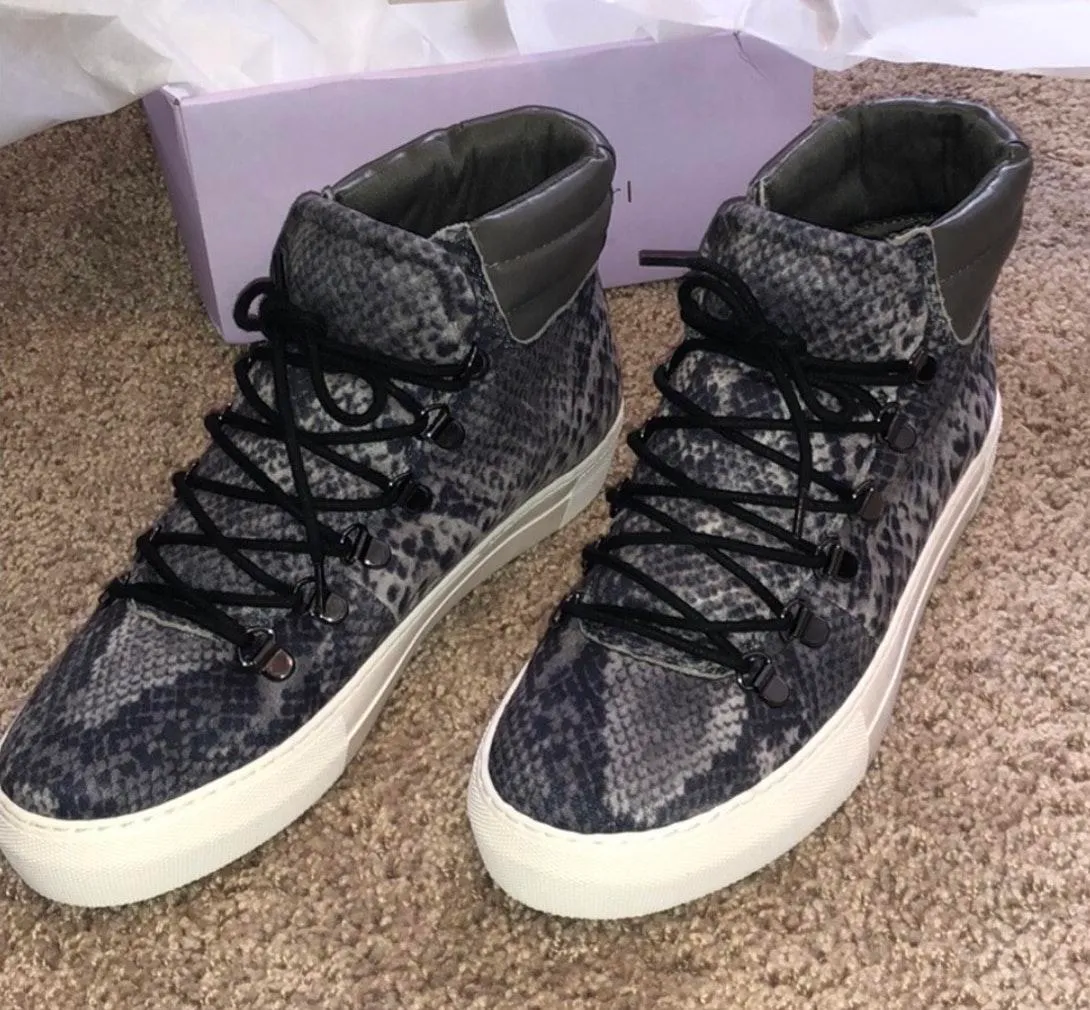 Snake Print Sneakers 8.5 - Image 4