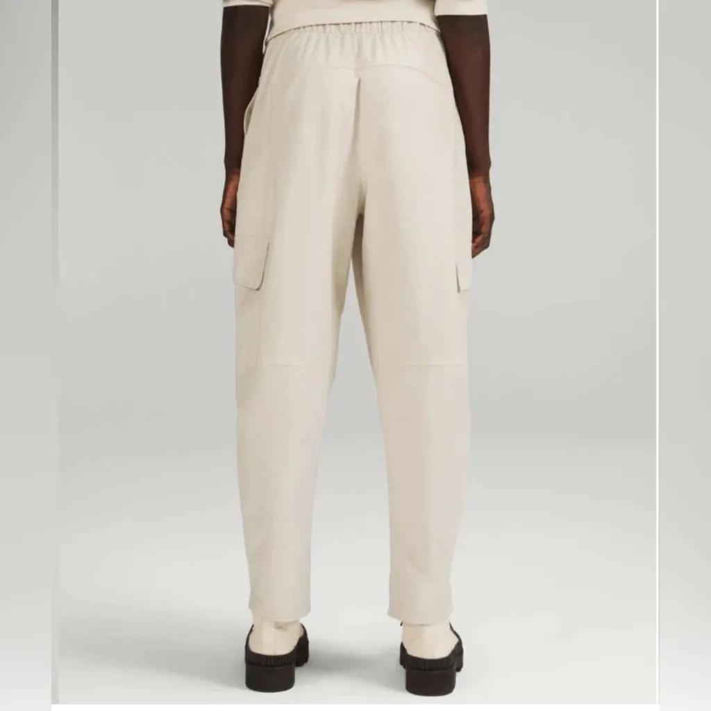 Lululemon Light Utilitech Cargo Pocket High-Rise Pants Natural Ivory Size 32 - Image 2
