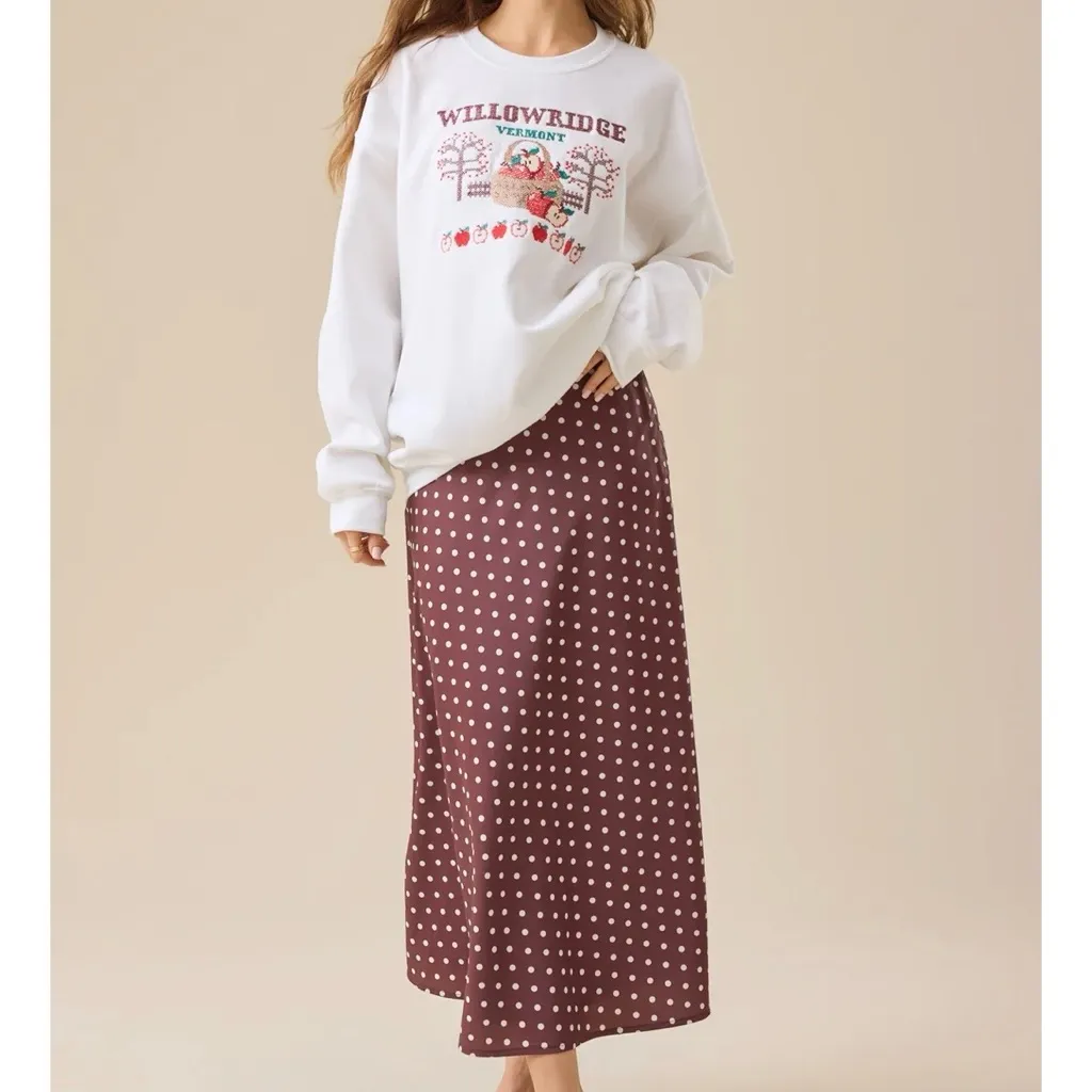 NEW Altar’d State Willowridge Vermont Embroidered Sweatshirt Size M/L NWT - Image 2