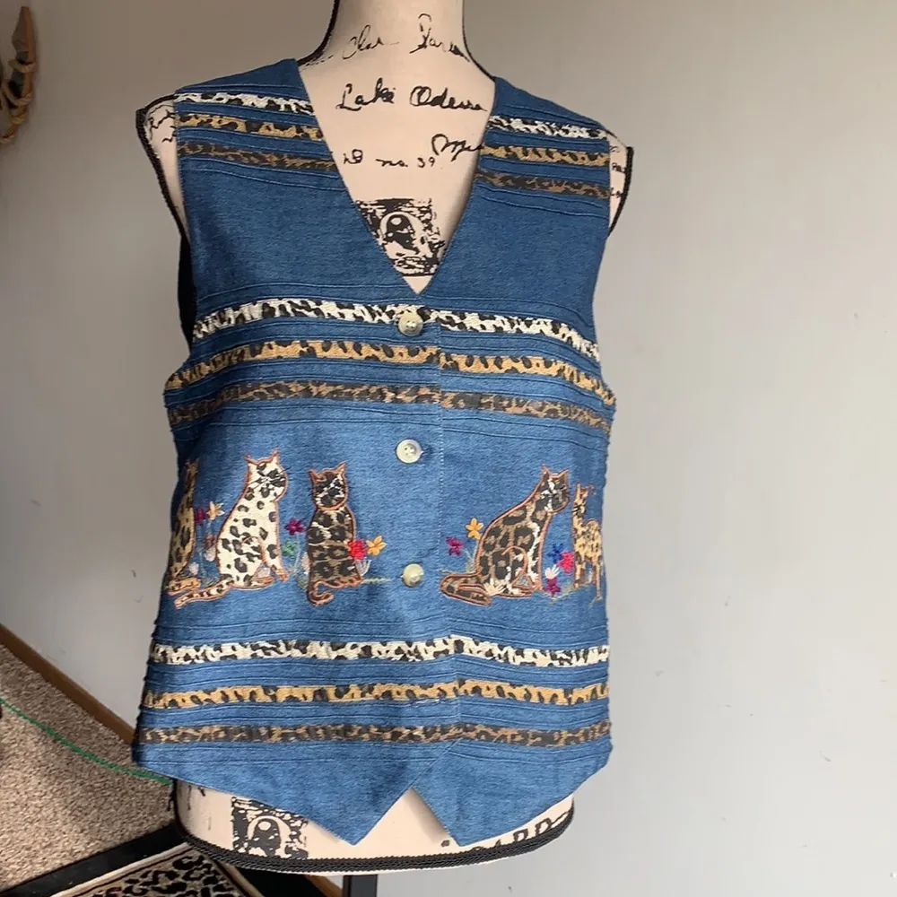 Vintage Casey & Max Denim Cat Vest Size Medium NWT Blue - Image 2