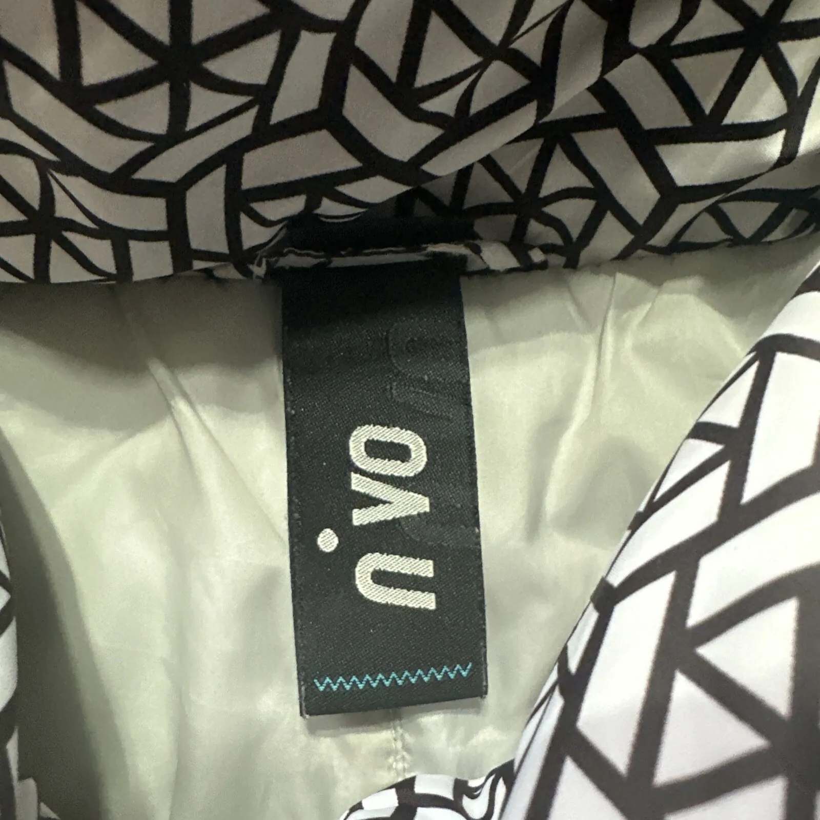 N'VO Women's Sz Small Black White Snake Print Windbreaker Vest Bike Golf - Image 5