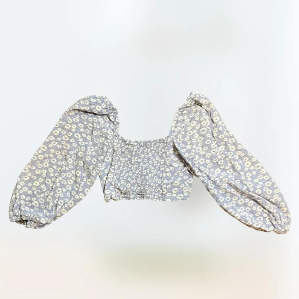 Wild Fable blue and white floral cropped peasant milkmaid top size S - Image 4