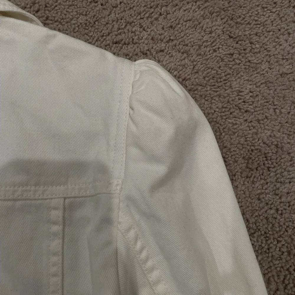 Michael Kors Cropped Denim Jacket - Image 12