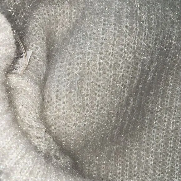 Soft Surroundings White Silver Thread Cable Knit Long Sleeve Sweater‎ Size L - Image 7