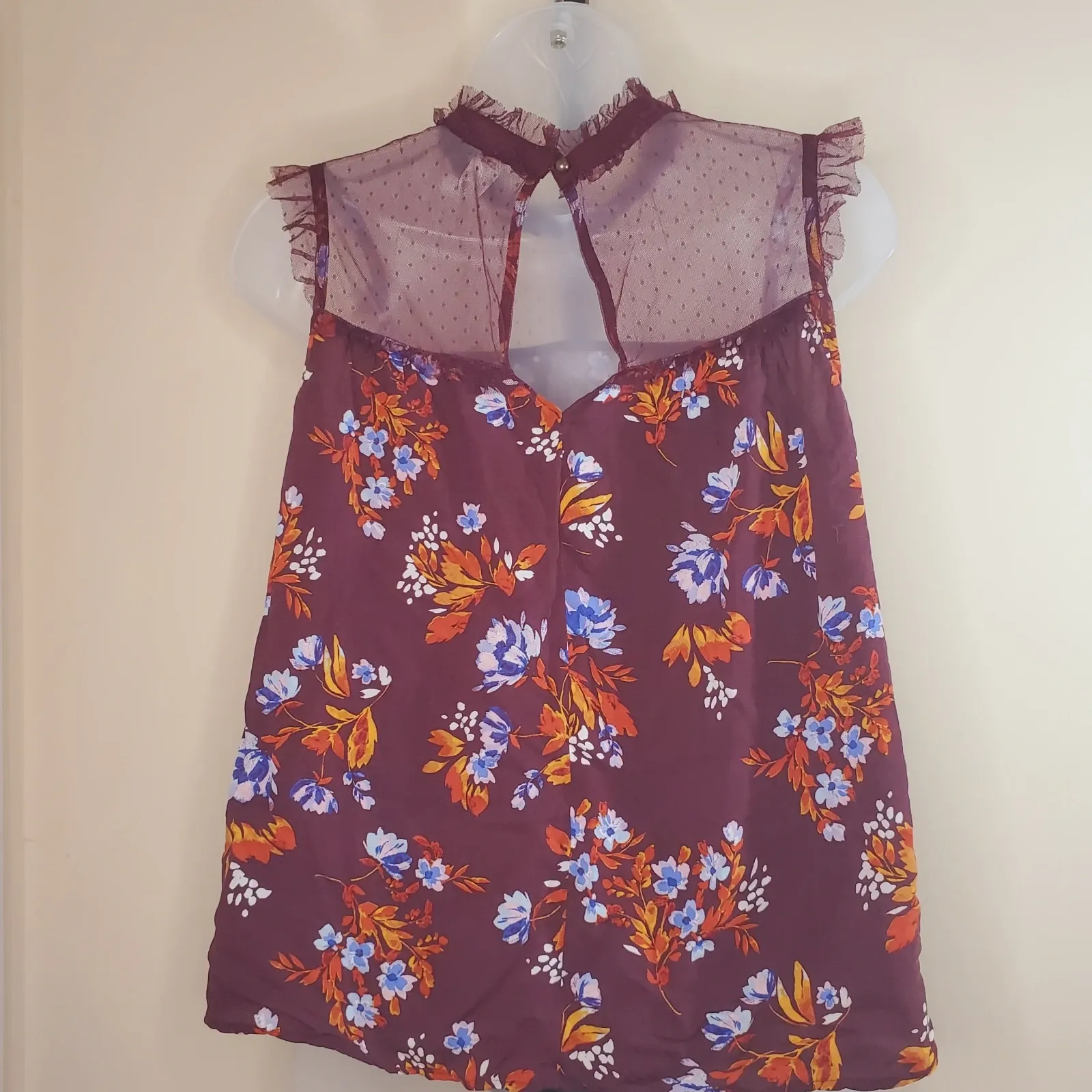 Arizona Brown Red Floral Sleeveless Shirt With Lace - Image 2