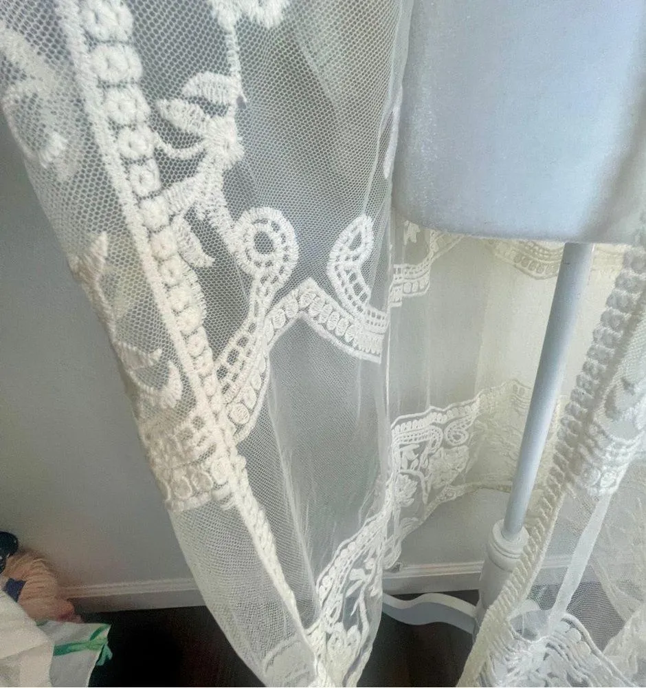 NWT Dizzy Lizzy Women's Sheer Lace Cream Embroidered Mesh Flyaway Kimono White Size L - Image 5