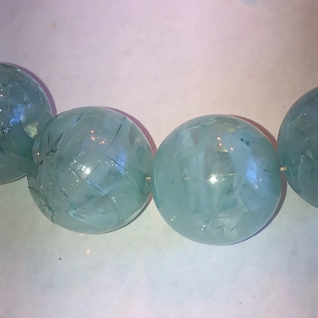 Elegant Pale Blue Beaded Marbled Crackle Beads Boho Necklace - Image 2