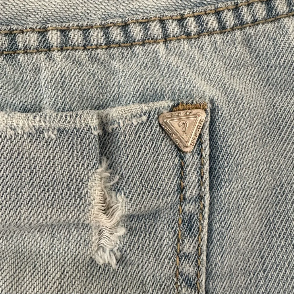 Guess Y2K Distressed Micro Mini Denim Skirt Low Rise Frayed Hem Women’s XS 00s - Image 7
