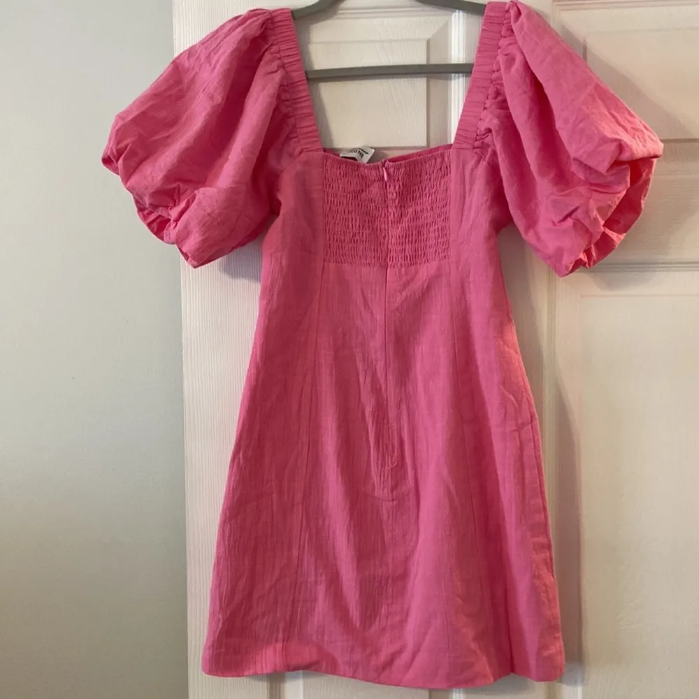 SNDYS TUSCANY LUNEN DRESS SIZE S brand new color is bubblegum length 31” - Image 5