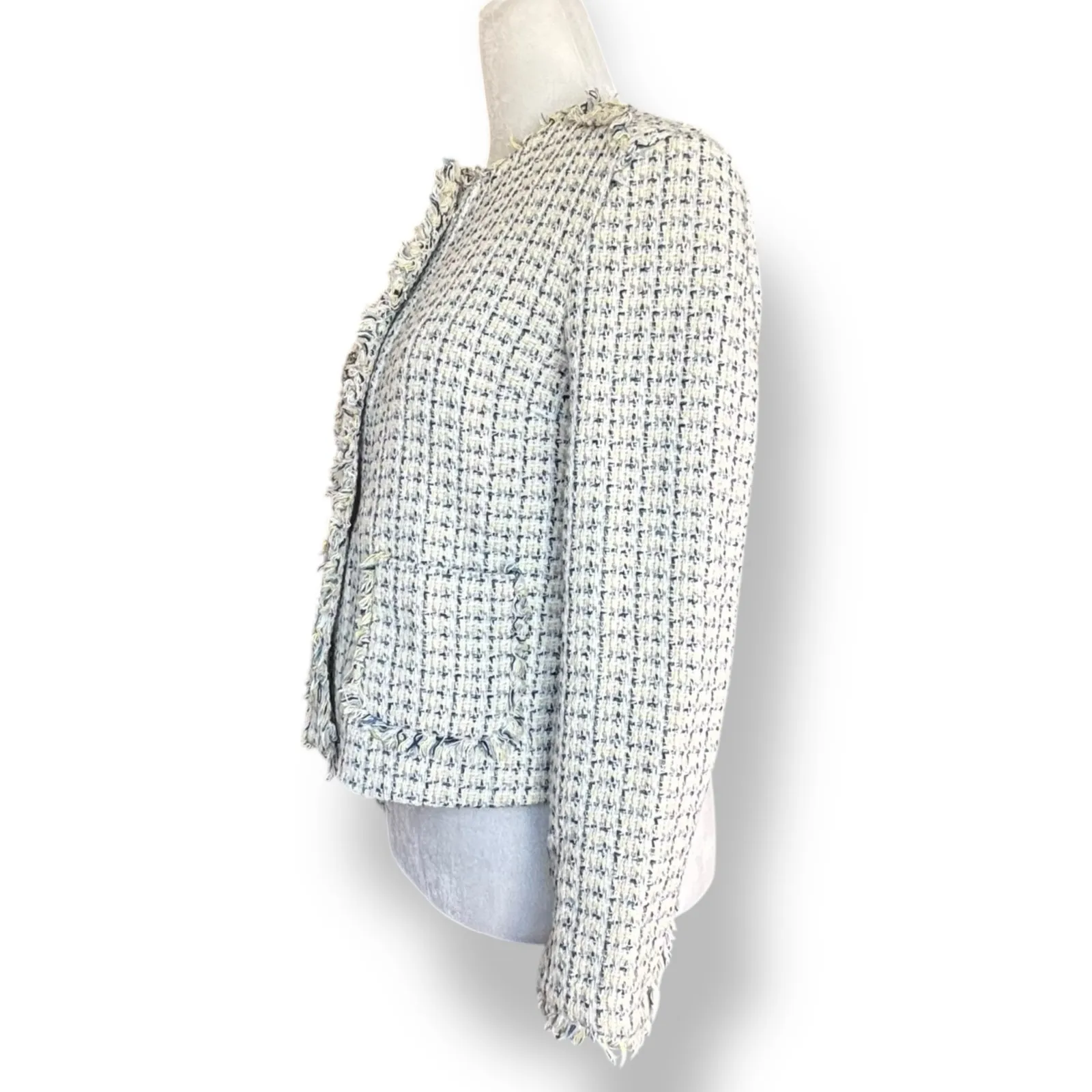 Zara Basic Cropped Tweed Jacket Blue Yellow Fringe Trim Floral Brooch Buttons XS - Image 4