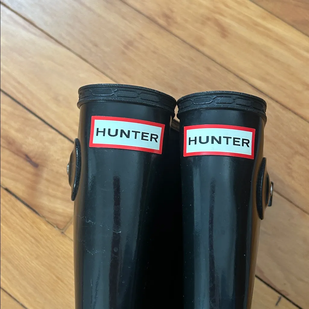 Hunter Original Tall Gloss Rain Boots - Image 5