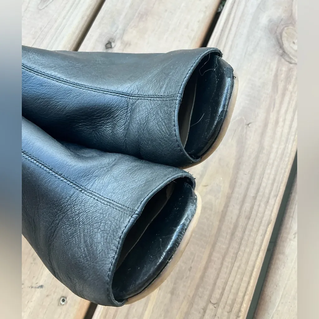 Stylish leather sandals 🌷🌷 - Image 3