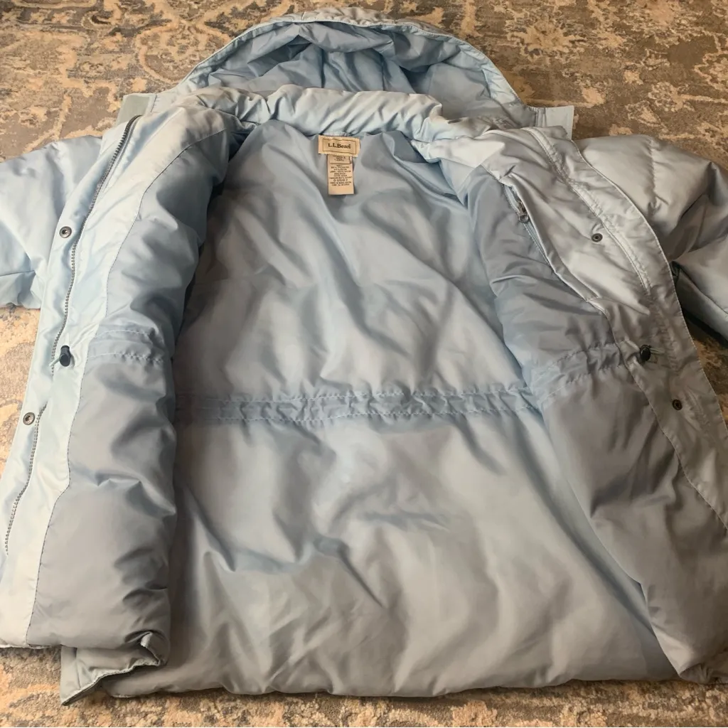 L.L. Bean Women's Blue Puffer Jacket Size L - Image 5
