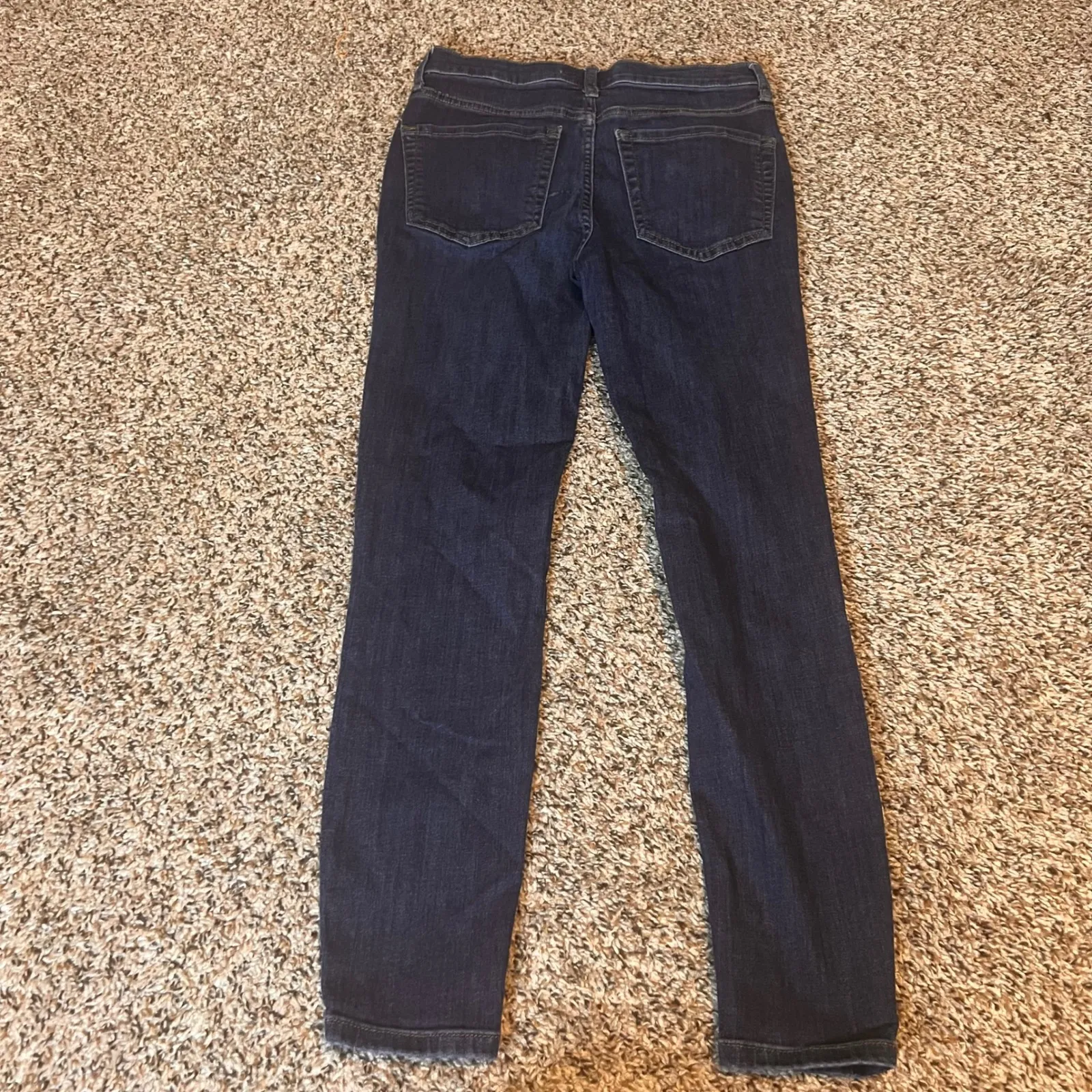 Free People Distressed Skinny Jeans Size‎ 27 Ripped Knee Dark Wash Denim - Image 6