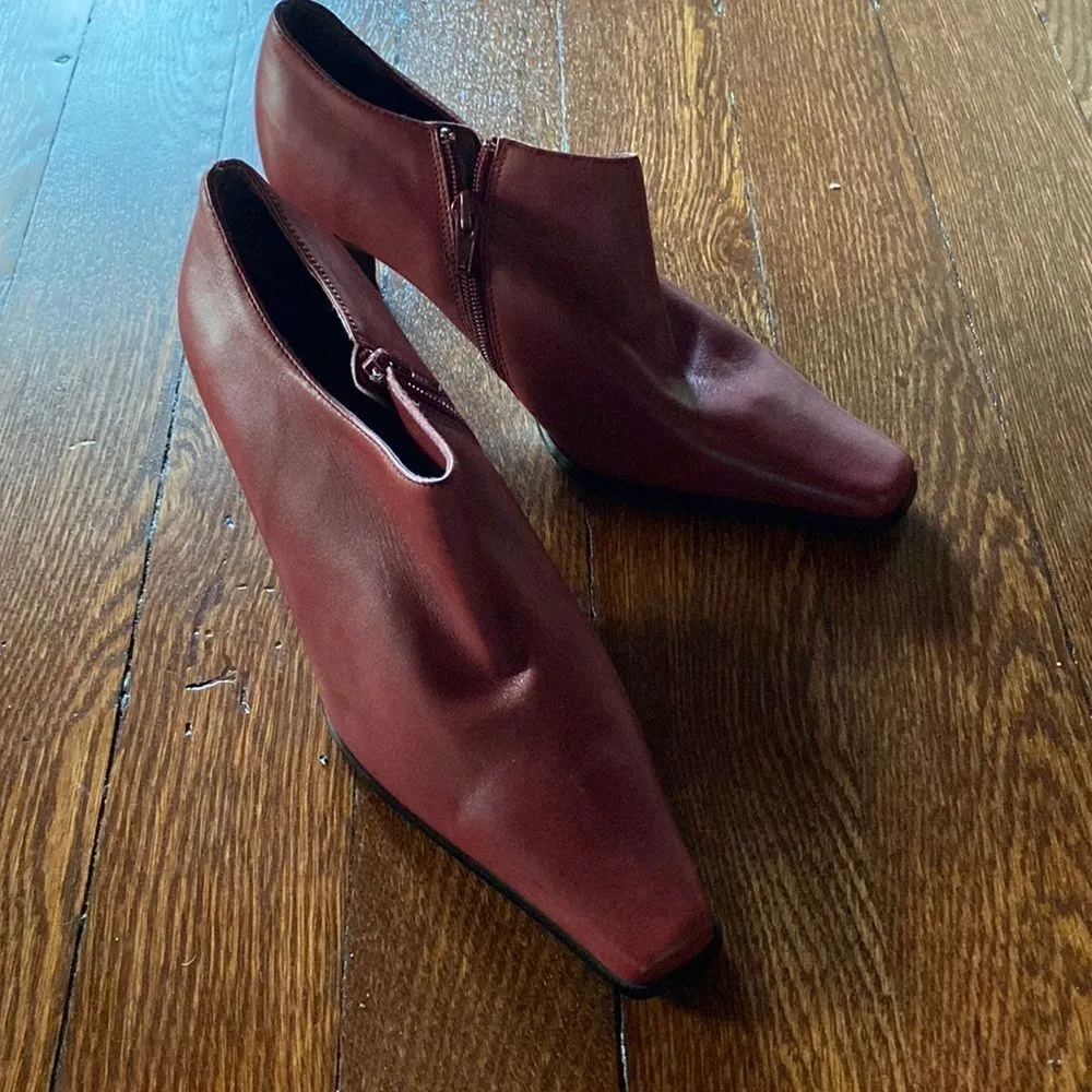 Reaction Kenneth Cole Heel Boots SIZE 8.5 - Image 2