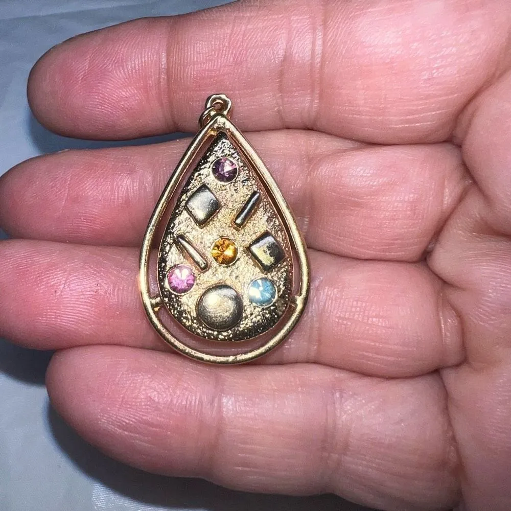 Vintage 1970s Sara Coventry Gemstone Gold Tone Pendant Gold - Image 5