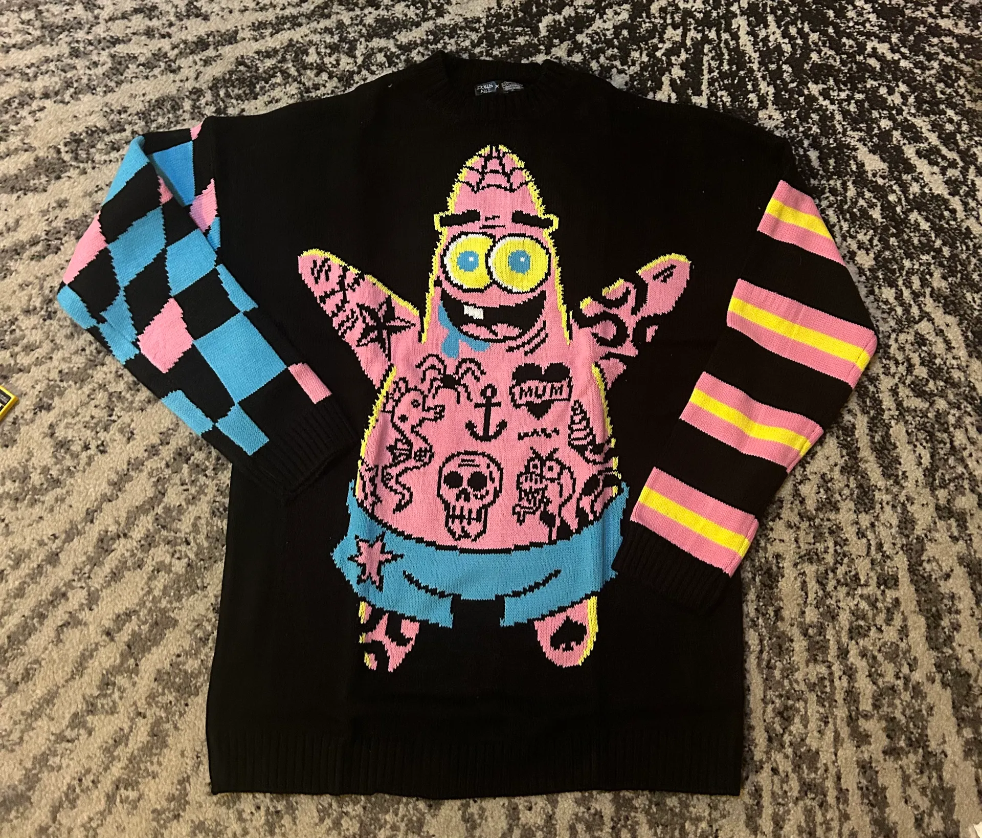x SpongeBob Rebel Star Intarsia Sweater size XS/S - Image 4