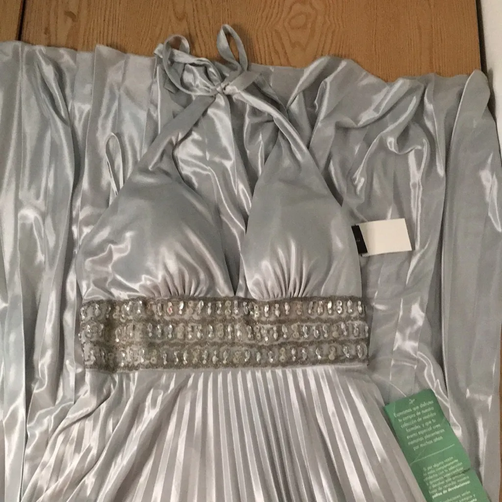 New My Michelle Formal or Prom Halter Beaded Dress Silky Satiny Pleated Medium - Image 3