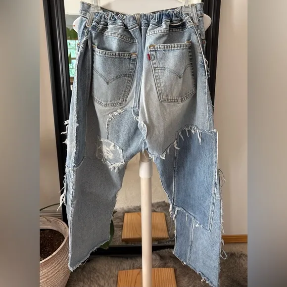 MAGNOLIA PEARL LEVI’S Collab Distressed Jeans Size undefined - Image 2