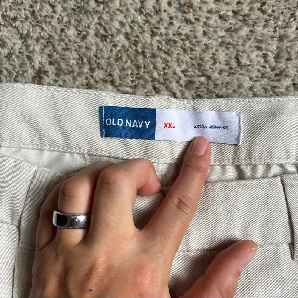 NWT Old Navy Women's Beige Khaki Extra High Rise Shorts Neutral Casual XXL - Image 2