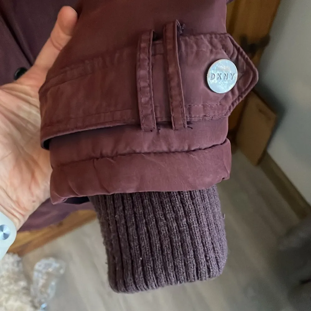 DKNY Plum / Eggplant 3/4 Length Coat Size Small - Image 7