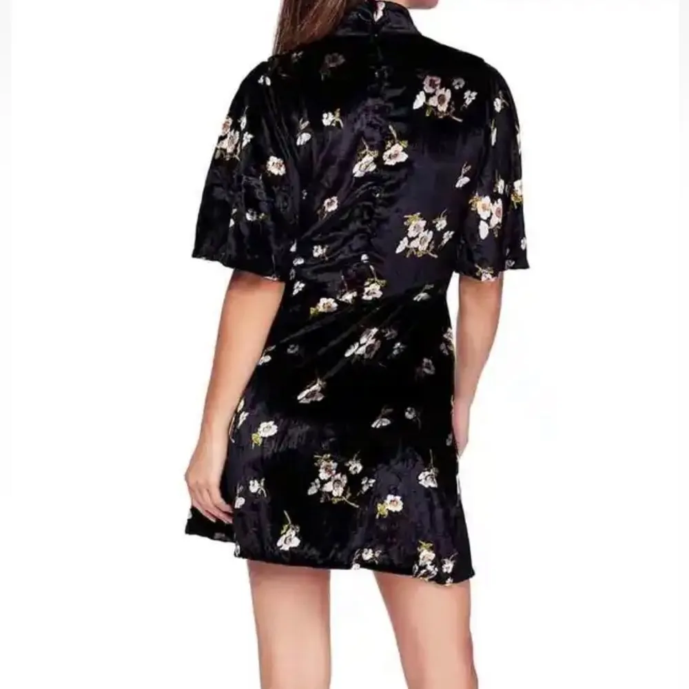 Free People  My Baby Floral Navy Velvet Minidress - Image 3