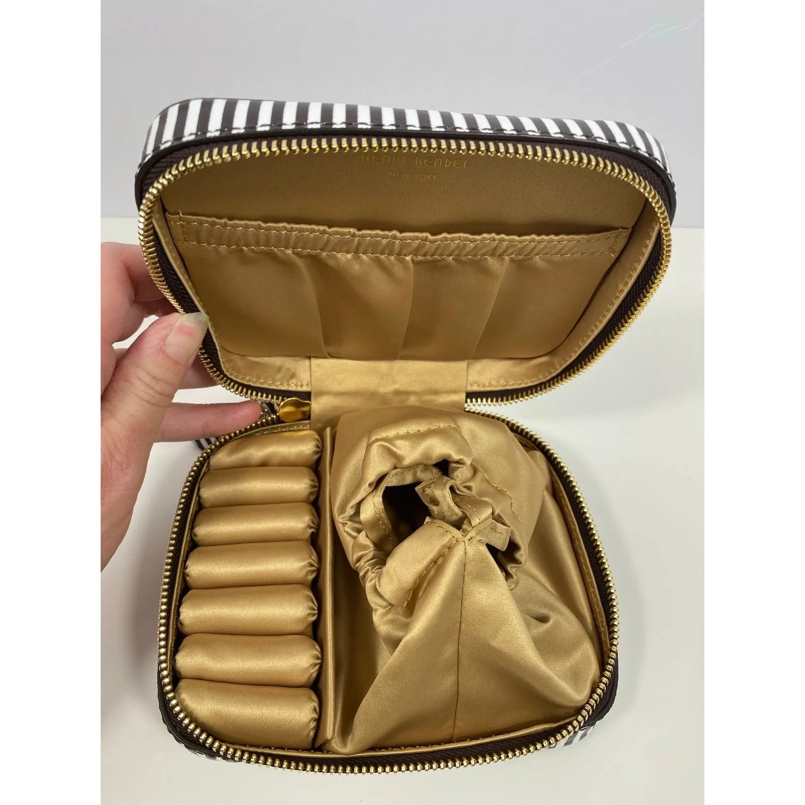 Henri Bendel  Brown & White Stripe Jewelry Case – Monogram “RBC” - Image 5