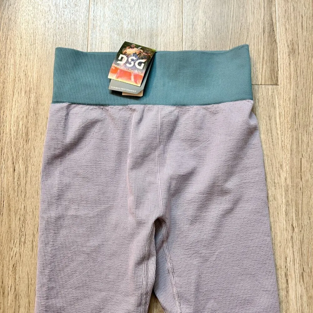 DSG Women's Seamless Iridescent Legging in Smoky Lavender/Sapphire Size S NWT Purple - Image 5