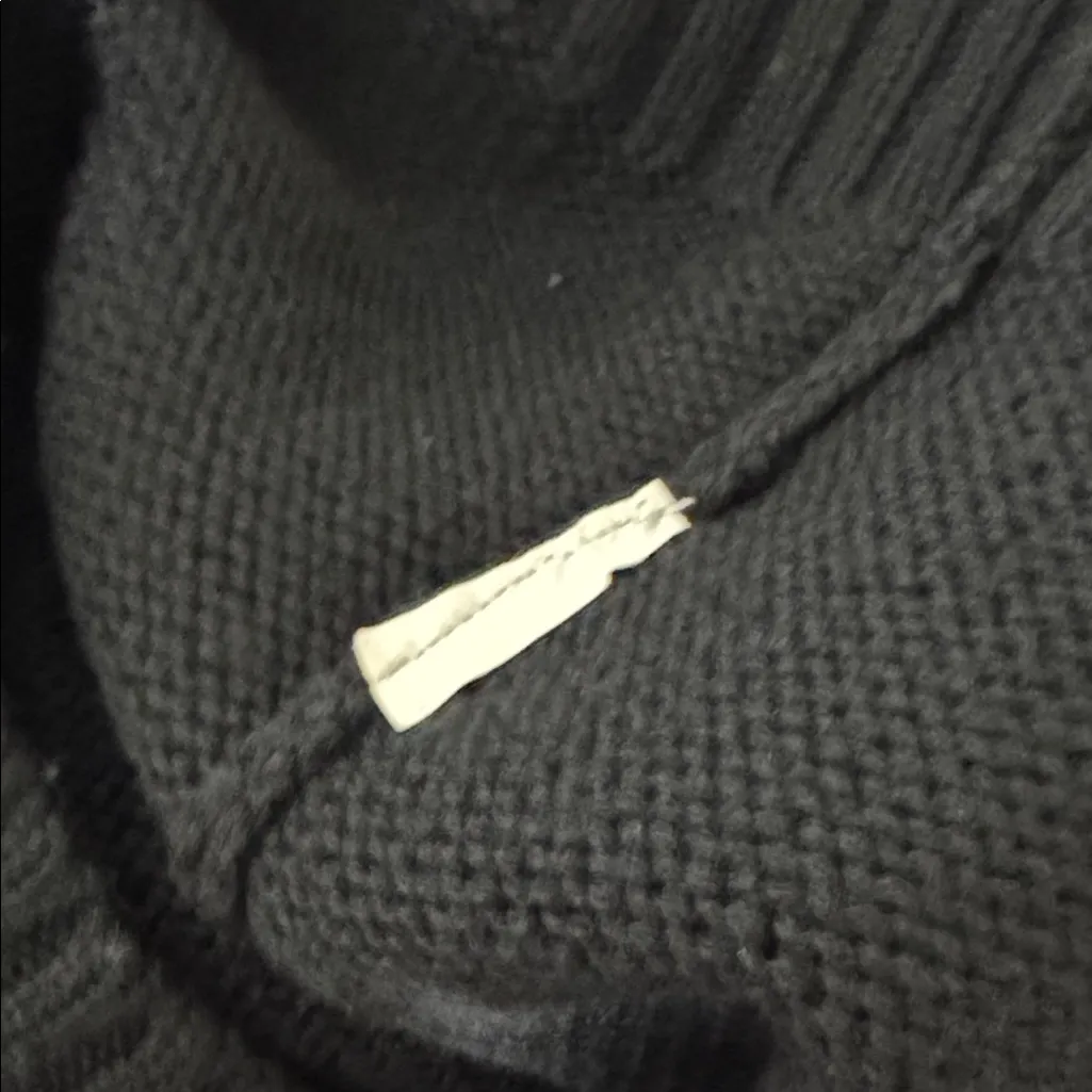 Karen Kane Black 100% Merino Wool Sweater with Brown Faux Fur Collar Large - Image 6