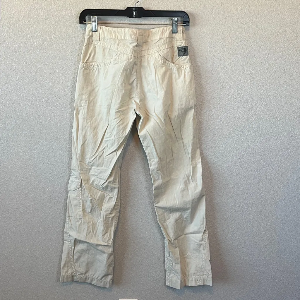 North Face Cargo Pant Light Khaki Size 2 - Image 4